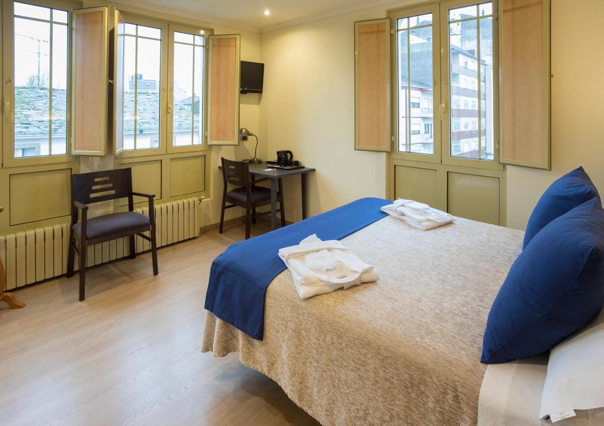 Hotel Roma Sarria Eksteriør bilde