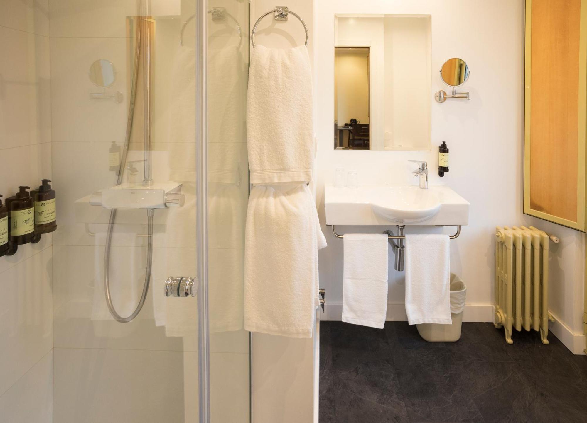 Hotel Roma Sarria Eksteriør bilde