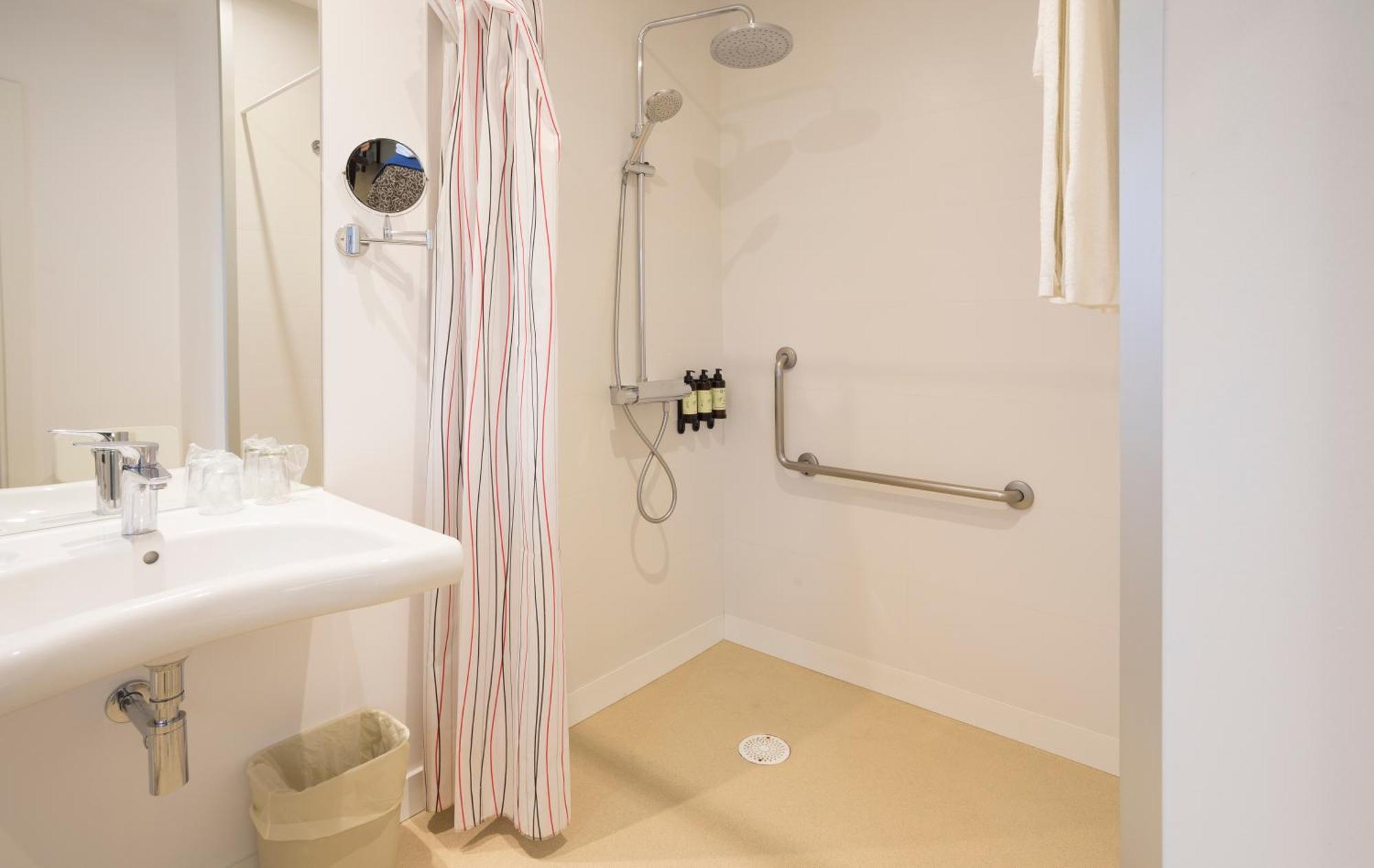 Hotel Roma Sarria Eksteriør bilde